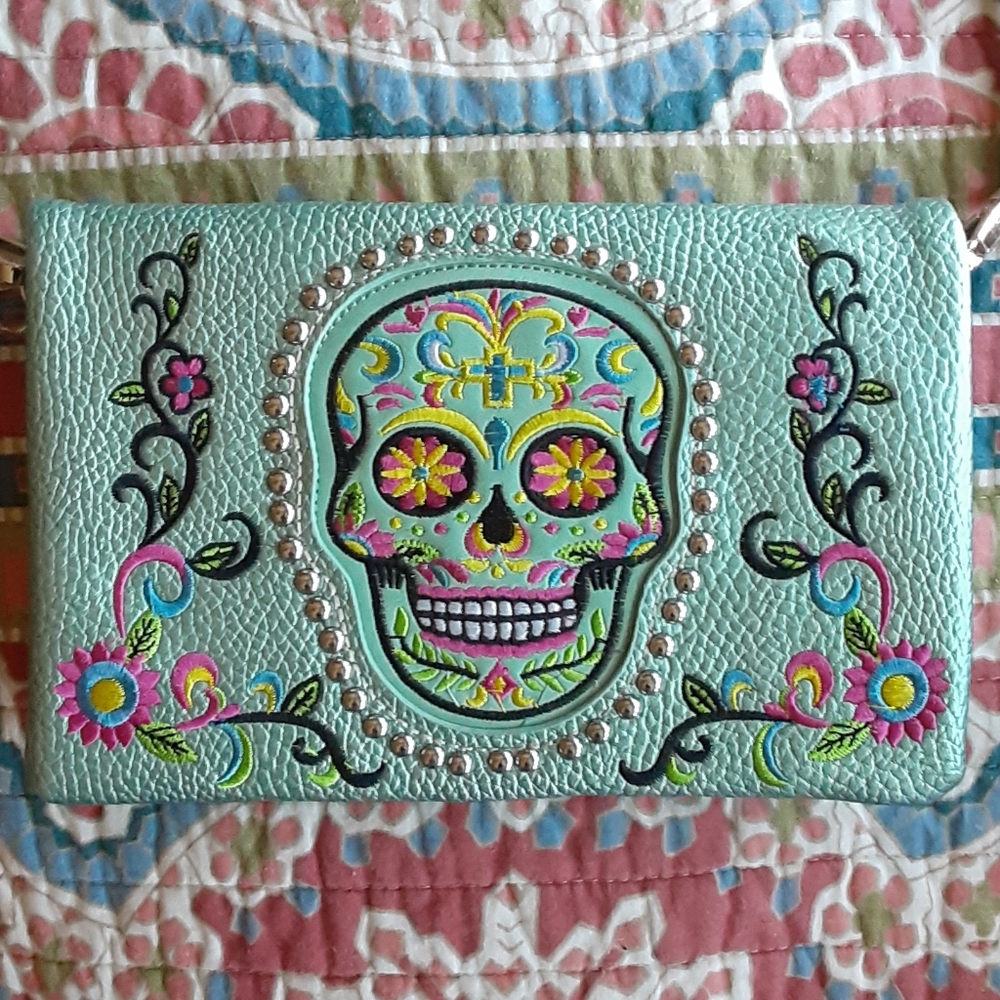 Skull purse